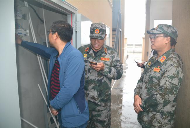 副县长张清涛亲临现场观摩指导，于10点准时推启了预先警报按钮