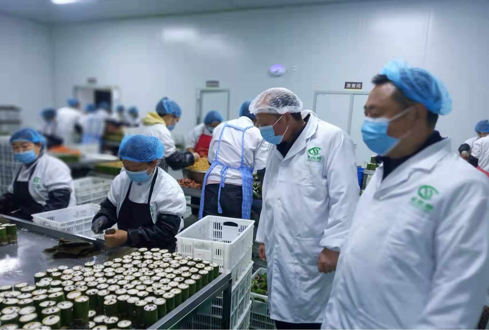万人助万企1